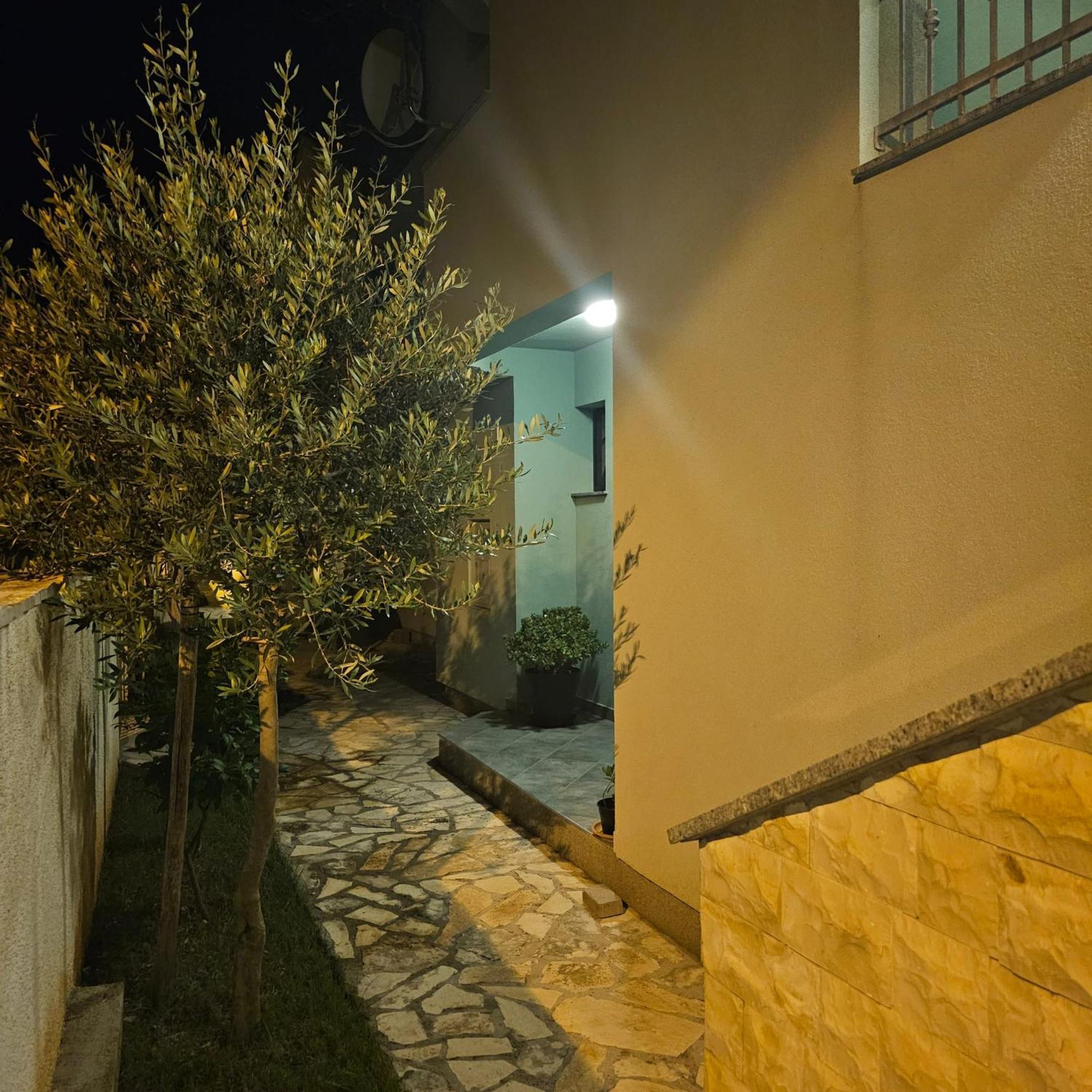 זאטון Apartments Mlikota מראה חיצוני תמונה